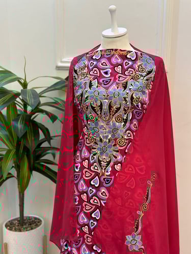 مخور مخرم حرير متروس فصوص اندونسي ناعم مع طرحة مطر...