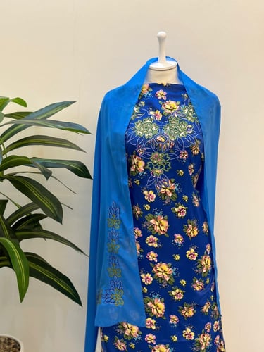 مخور حرير ايطالي ناعم مع طرحة مطرزة