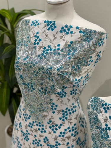 طقم مخور حرير مع كرستالات انيق وجميل