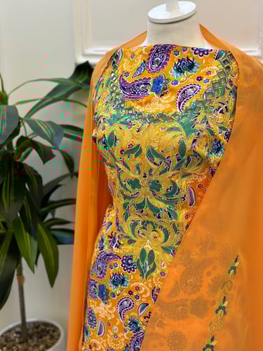 مخور مخرم حرير متروس فصوص اندونسي ناعم مع طرحة مطر...