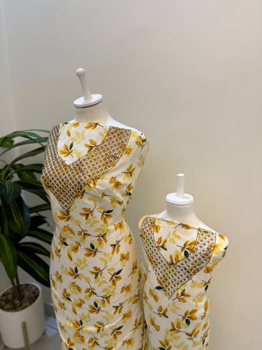 طقم مخور حرير مع كرستالات انيق وجميل