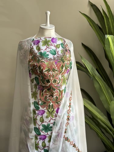 مخور مخرم حرير متروس فصوص اندونسي ناعم مع طرحة مطر...