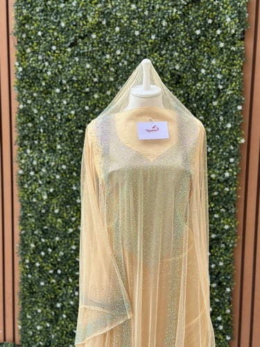 مخور حرير ارماني مرصع بالكرستال مع بشت