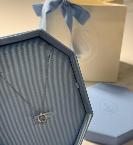 قلادة راقصة سوارفسكي