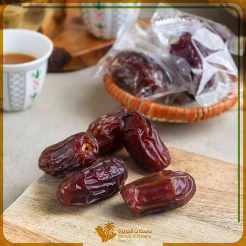 تمر خضري القصيم فاخر مغلف