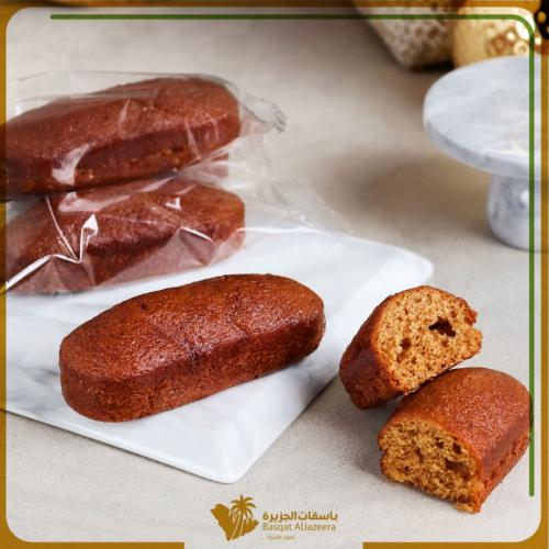 كيك اوفال بالتمر