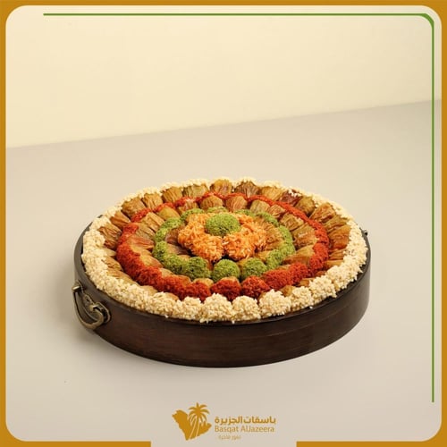 تمر ديلاتيس محشي - صينية الماسية