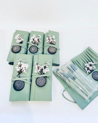 علبة فرش المكياج