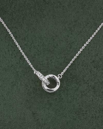 سلسال بتعليقة دائرية متشابكة بلمعة الألماس