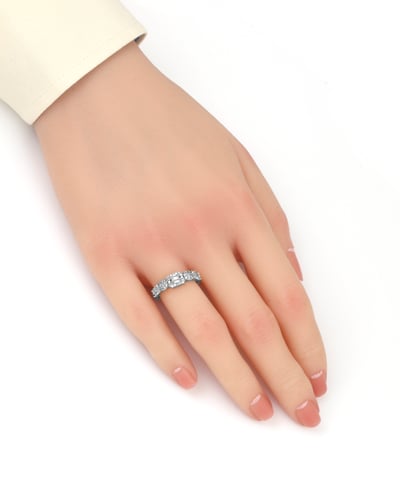 خاتم زواج بتصميم ماسي مميز