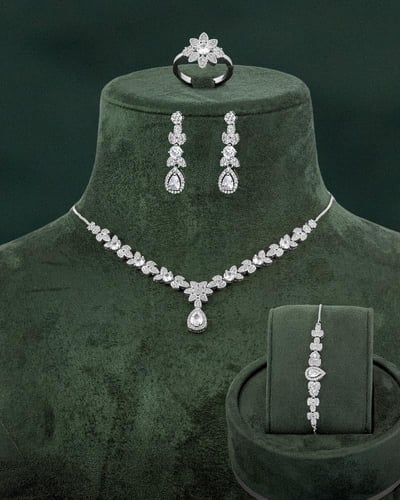 طقم زركون بلمعة الألماس مع ساعة، قلادة، إسوارة، خا...