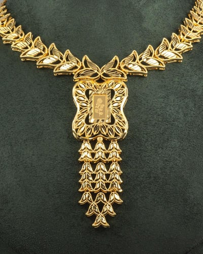 طقم مجوهرات ماركة خاتون بلمعة الذهب