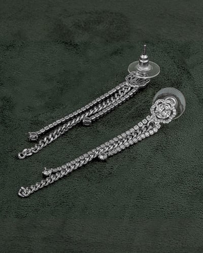 حلق فضي نسائي تصميم فاخر