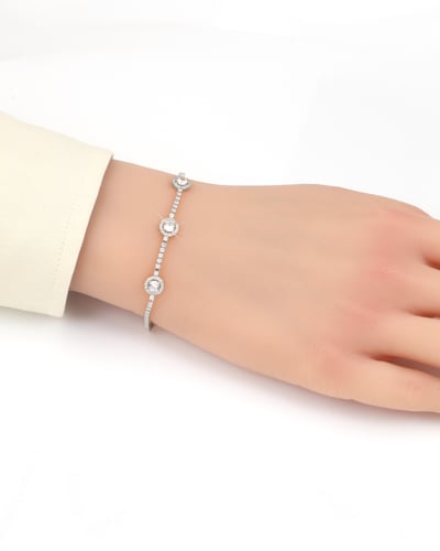 اسوارة فضية جذابة للنساء مرصعة بالزركون