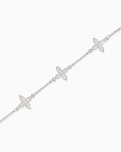 اسوارة نسائية ماسية بتصميم الزهرة بلمعة الألماس