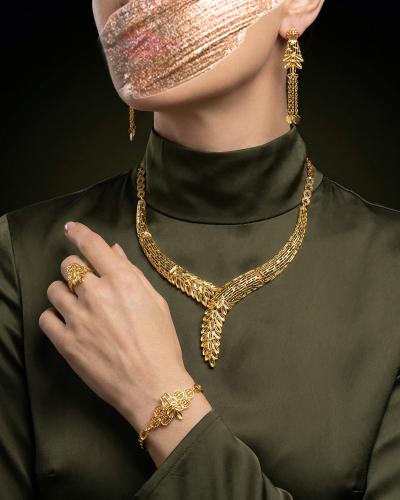 طقم مجوهرات نسائي بلمعة الذهب هدية مثالية