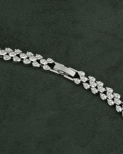 طقم زركون أنيق بتصميم ماسي