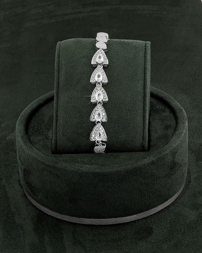 طقم زركون فاخر بلمعة الألماس للمناسبات