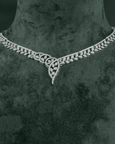 طقم زركون مميز بجمال الزخرفة وبلمعة الألماس للمناس...