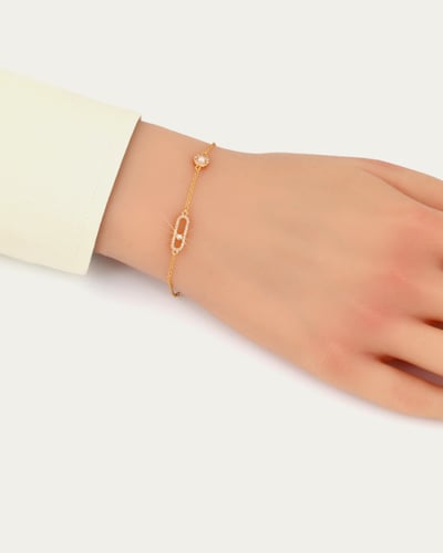 إسوارة خاتون نسائية ناعمة بتصميم أيقوني ذهبي