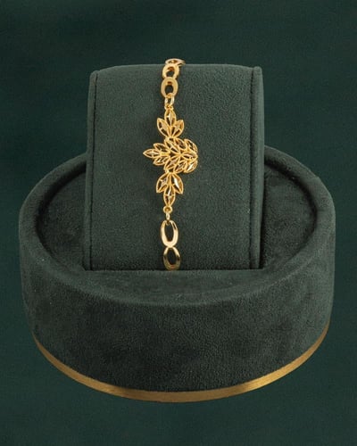 طقم اكسسوار بلمعة الذهب بتصميم راقي للأهداء والمنا...