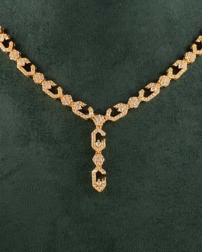 مجموعة خاتون الفاخرة طقم مع ساعة بتصميم ذهبي متناس...