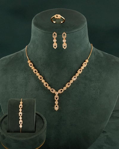 مجموعة الإهداء الراقية - توقيع الأناقة