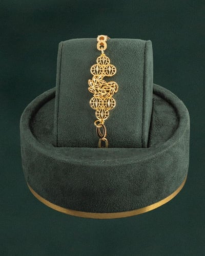 طقم مجوهرات على شكل أوراق الشجر المزخرفة