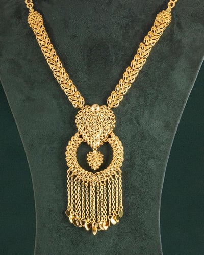 طقم اكسسوار بلمعة الذهب بتصميم راقي للأهداء والمنا...