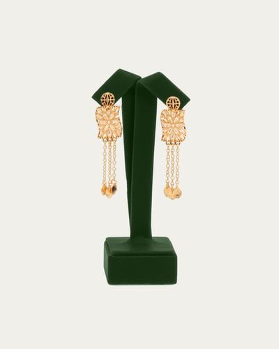 طقم كرسي جابر عقد وحلق بتصميم متموج