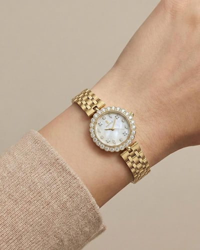 ساعة ذهبية من خاتون® تصميم كلاسيكي بإطار ماسي
