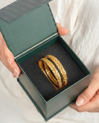 غوايش مضفرة من خاتون بلمعة الذهب - 2حبة