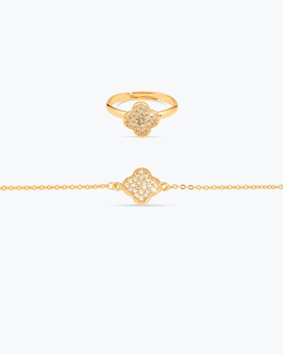 طقم اطفال نتصميم ناعم باللون الذهبي متألق بالزركون