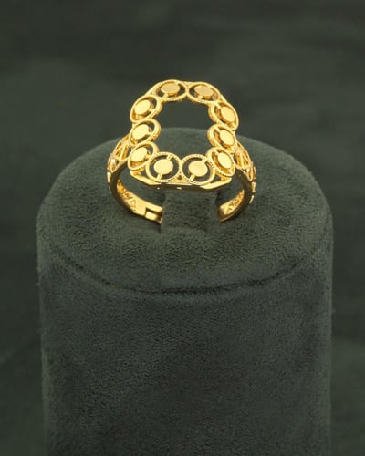 طقم مجوهرات نسائية تصميم متشابك ببريق الذهب