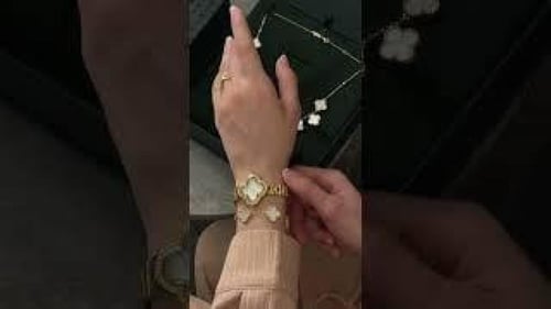 تشكيلة خاتون® الملكية طقم مجوهرات و ساعة بتصميم عا...