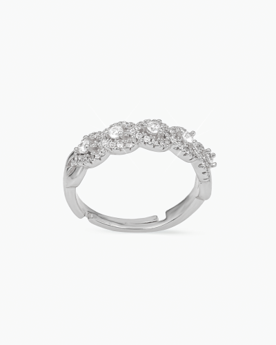 خاتم كوكتيل بتصميم ماسي مرصع بفصوص الزركون المتألق...