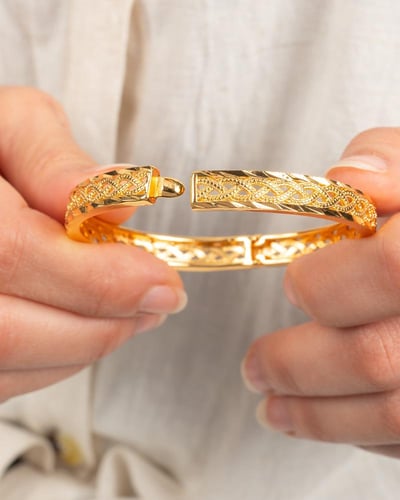 غوايش مضفرة من خاتون بلمعة الذهب - 2حبة