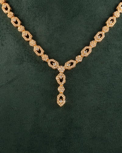 مجموعة الإهداء الراقية - توقيع الأناقة