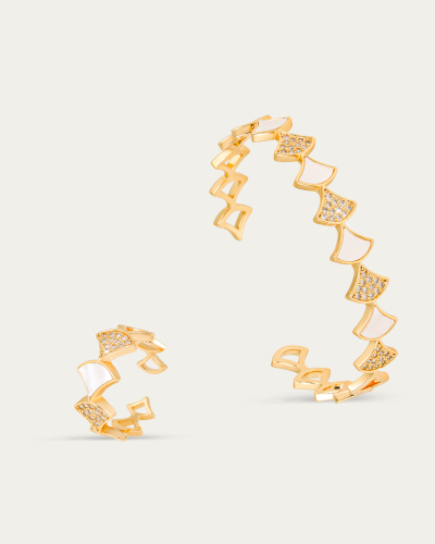 طقم اسوارة وخاتم بتصميم عالمي ذهبي من خاتون®