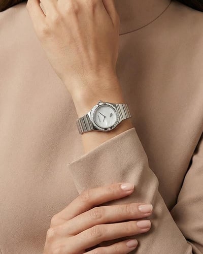 ساعة نسائية راقية من خاتون لون فضي