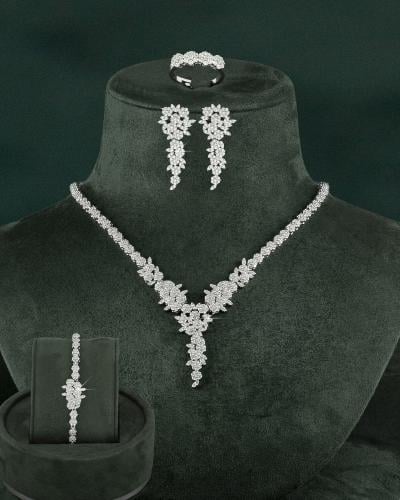 طقم زركون فاخر للمناسبات بلمعة الألماس