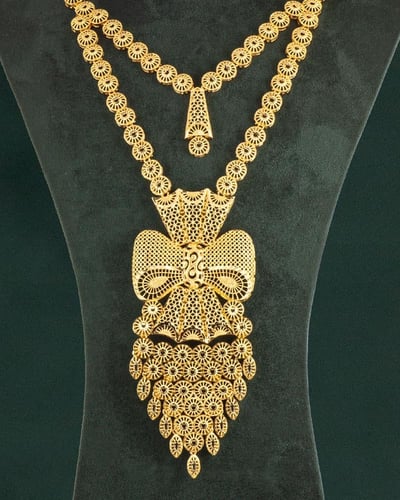 طقم إكسسوار موضة ربطة فيونكة بلمعة الذهب