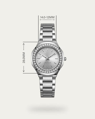 ساعة خاتون الفضية بتصميم كلاسيكي ونقش إغريقي