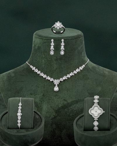 طقم زركون بلمعة الألماس مع ساعة، قلادة، إسوارة، خا...