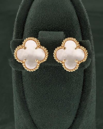 طقم خاتون® الملكي ساعة ومجوهرات متناغمة بتصميم عال...