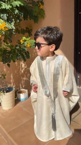 دقله مع الثوب للاطفال