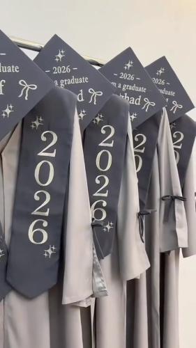 عبايات تخرج2026