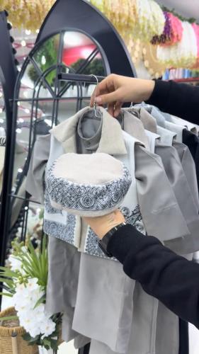 طقم العيد الثوب مع. السديري مع القبعه