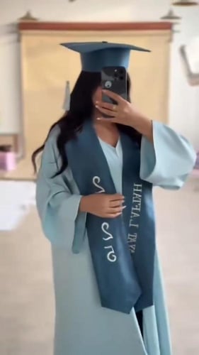 عبايات تخرج