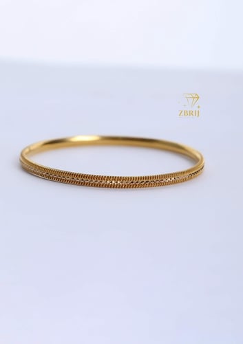 Gold earring (01) weight 10 grams - 21 karat